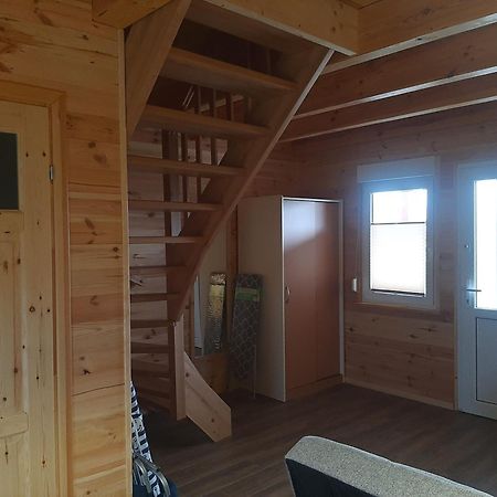 Osada Szwedzka Domek Plus Rusinowo  Exterior foto